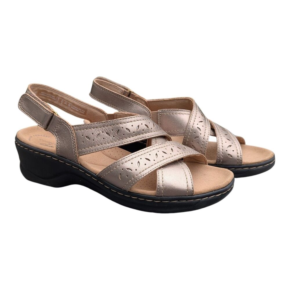 Clarks Collection Leather Sandals Womens Metallic Gold Size 8.5 Open Toe Comfort
